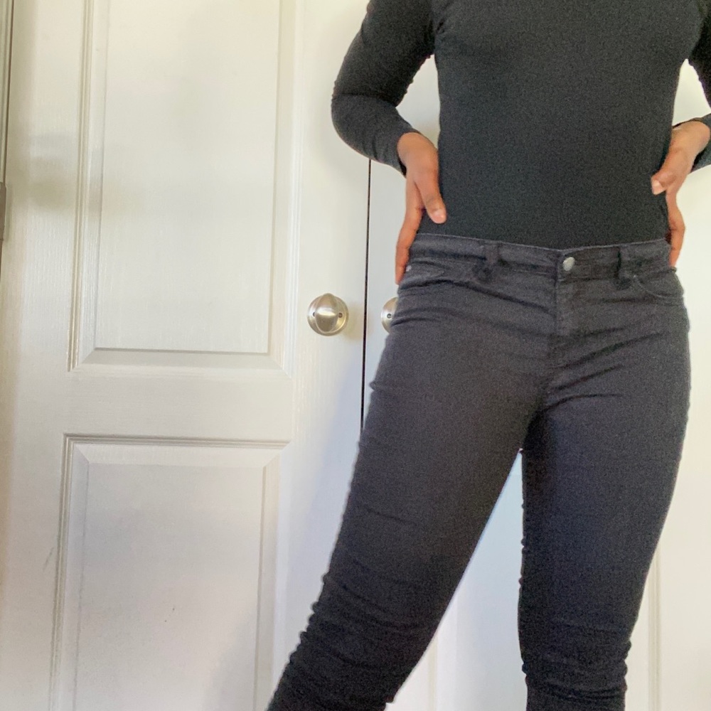 Black Skinny Jeans